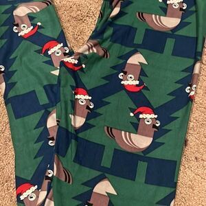 Woman’s LULAROE One Size christmas Santa Dove Bird Leggings OS